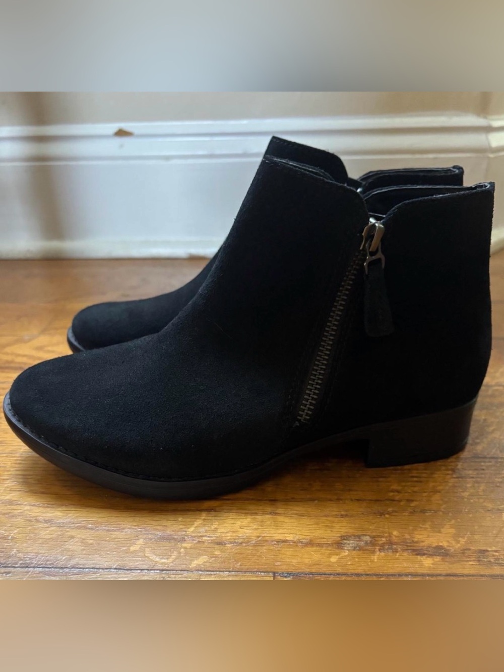 Salvia Black Suede Ankle Boots with Side Zip - Women Size 36